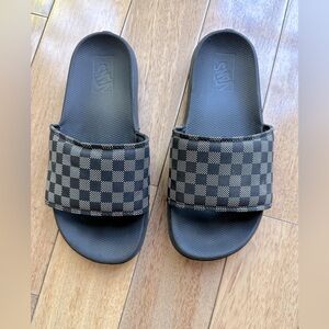 Vans Off the Wall Checkered Slide Sandals Size 6 Youth Black and Gray
